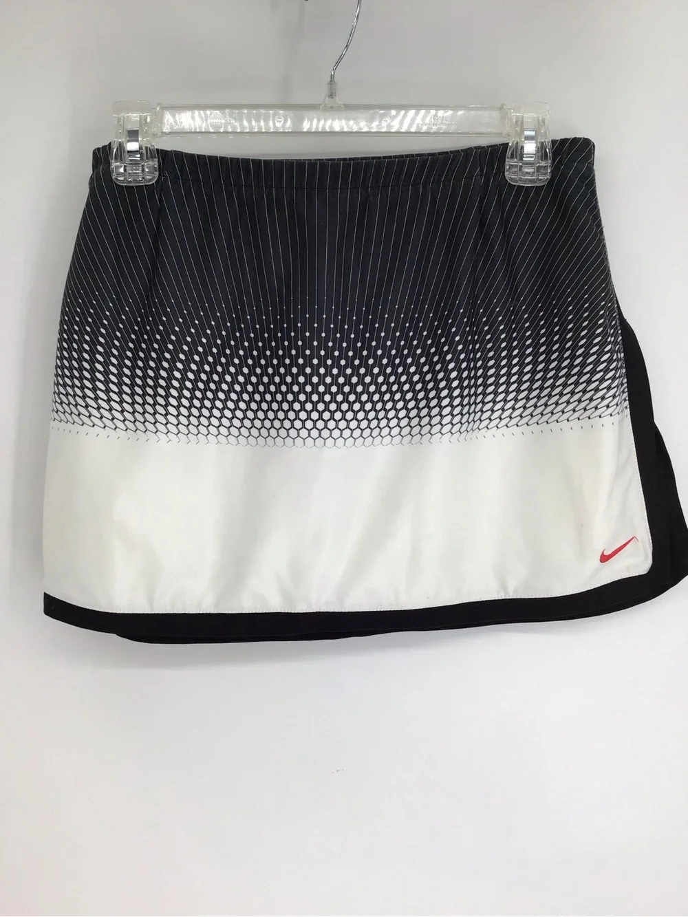 Nike Tennis Pickelball Golf Dri-Fit Skort Athletic Black White Size Medium